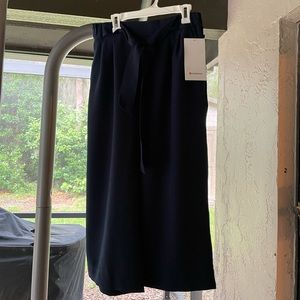 Lululemon noir crop pants